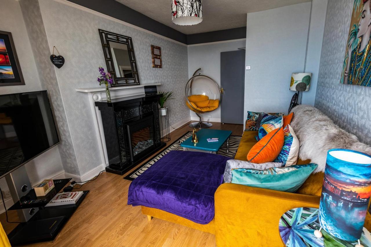 Starling View Boutique Stunning Seafront View Apartment アベリストウィス エクステリア 写真